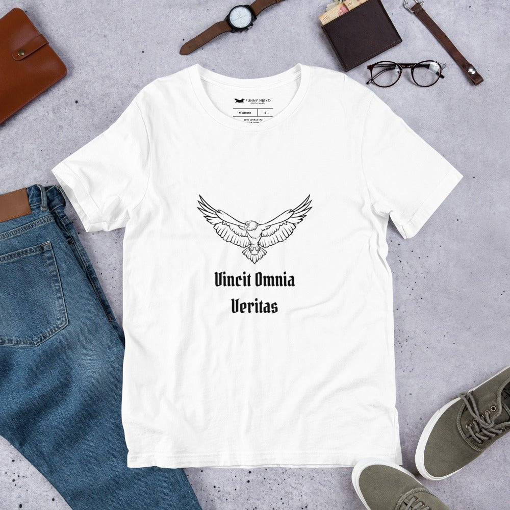 Vincit Omnia Veritas t-shirt - Funny Nikko